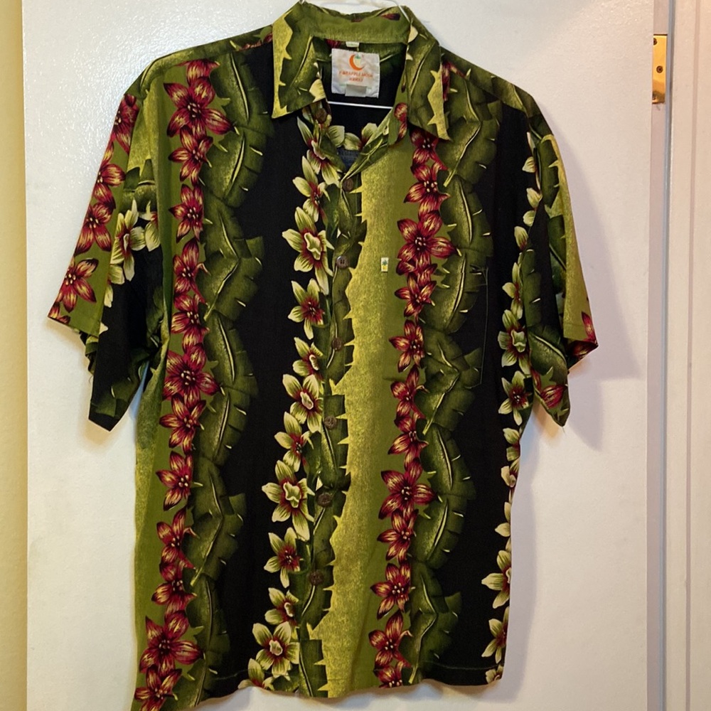 Mens Classic Hawaiian Shirt
